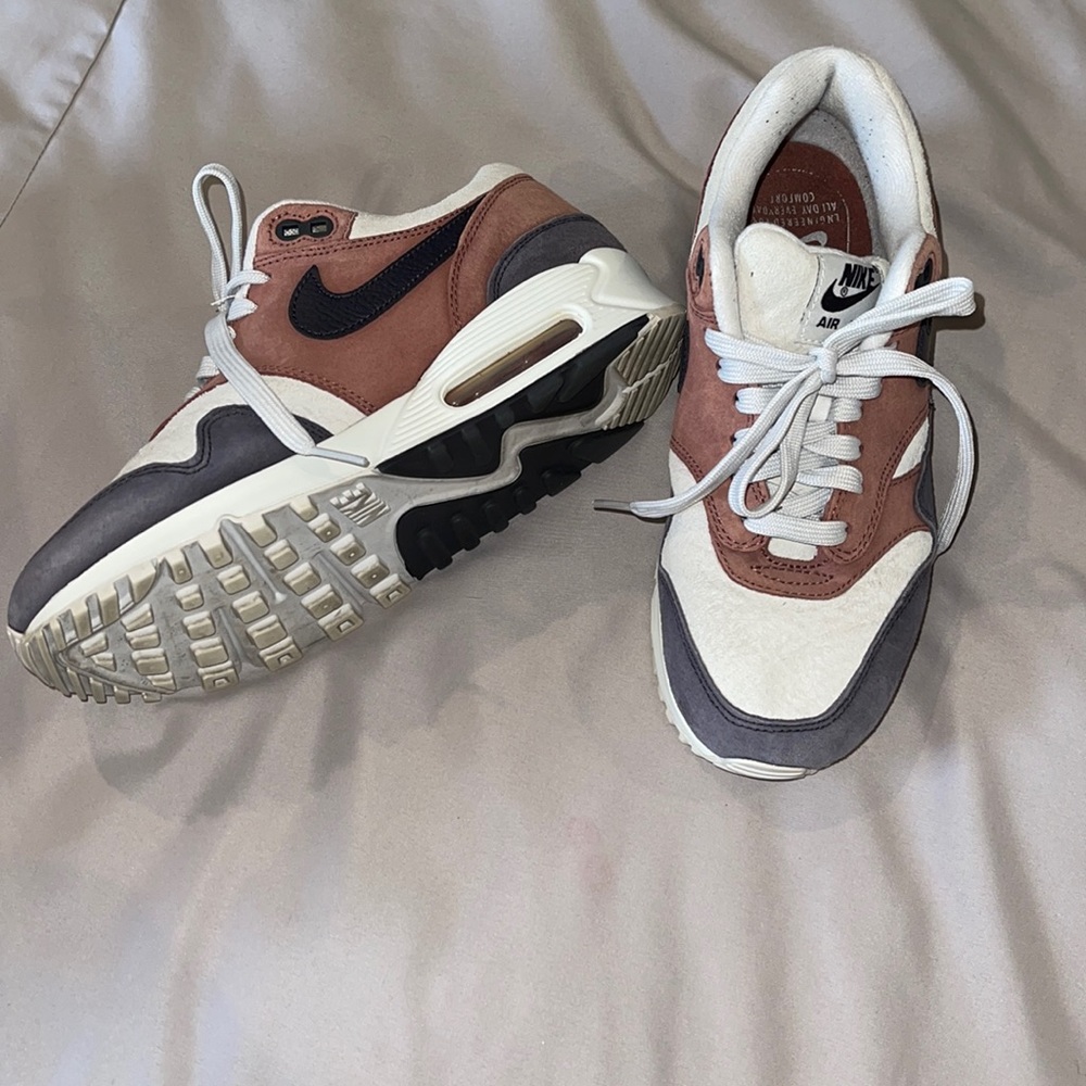 Cute air max nikes